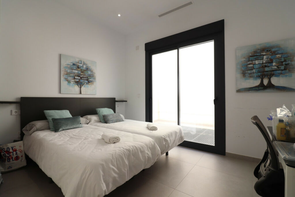 Detached Villa Pueblo Lucero Alicante - image 11