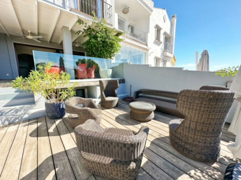 Semi-Detached House La Heredia Málaga - image 11