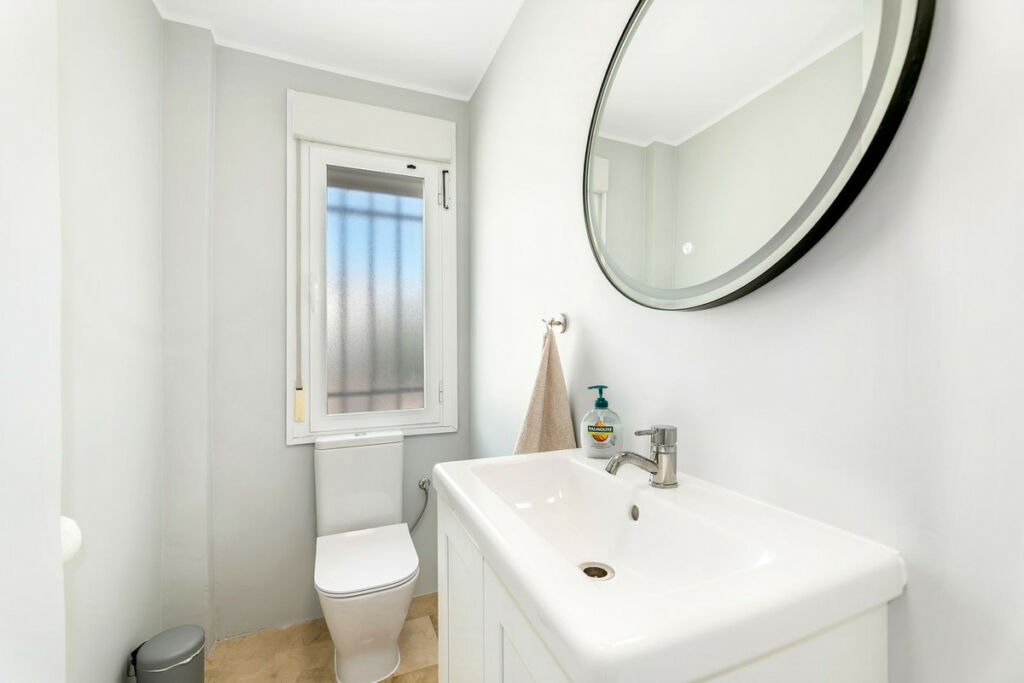 Detached Villa Riviera del Sol Málaga - image 11