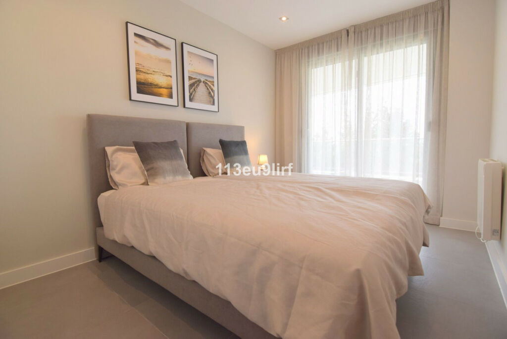 Middle Floor Apartment Mijas Costa Málaga - image 11