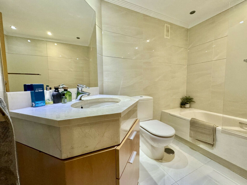 Middle Floor Apartment San Pedro de Alcántara Málaga - image 11