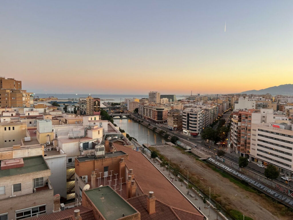 Middle Floor Apartment Málaga Centro Málaga - image 12