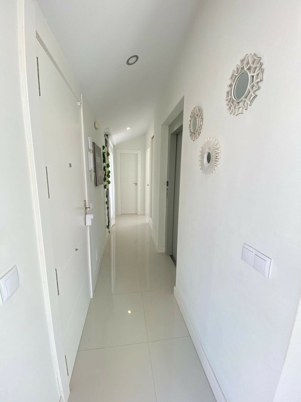 Penthouse Manilva Málaga - image 13