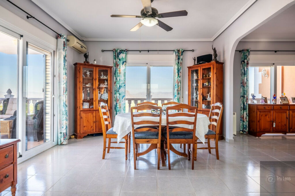Detached Villa Benejuzar Alicante - image 12