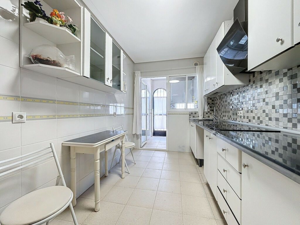 Semi-Detached House Rincón de la Victoria Málaga - image 12