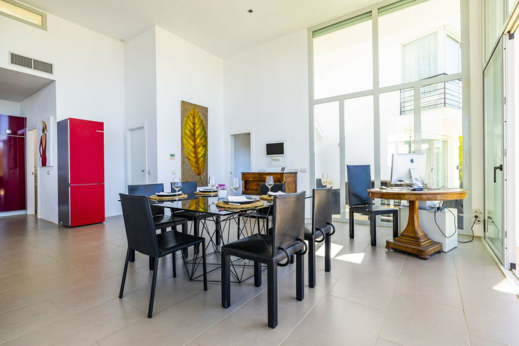 Detached Villa Sayalonga Málaga - image 13