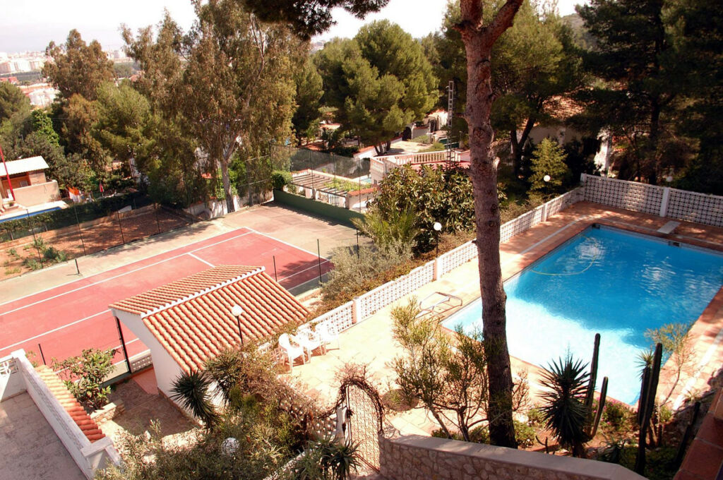 Detached Villa Denia Alicante - image 12