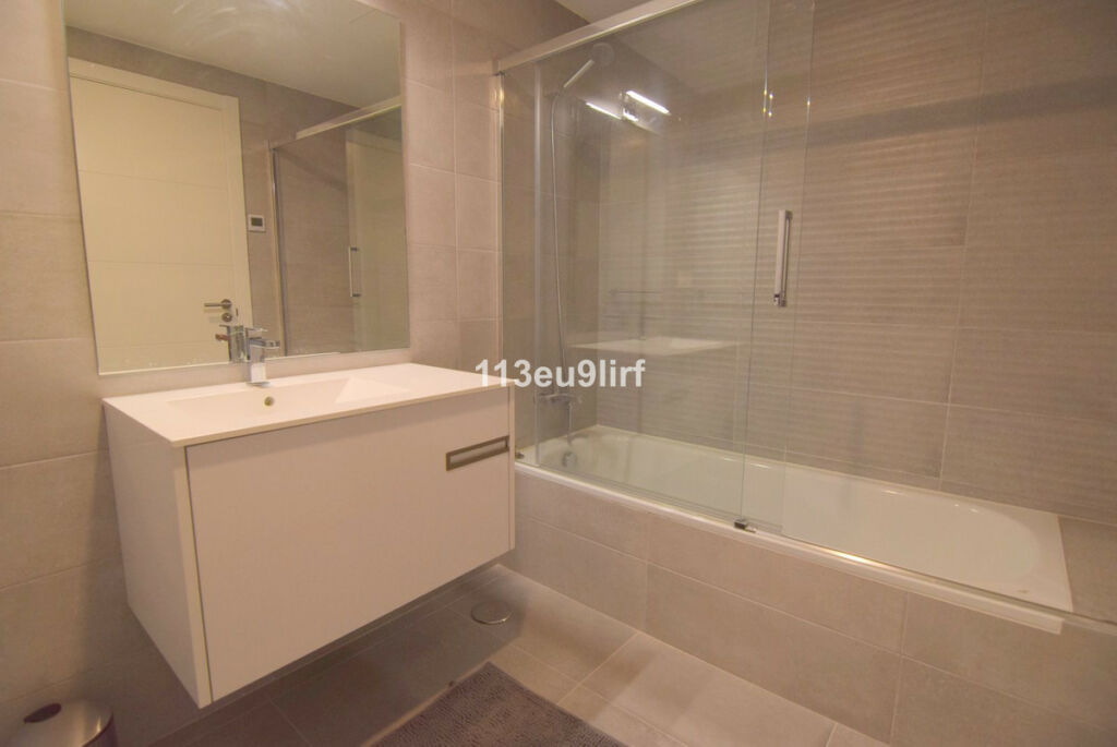 Middle Floor Apartment Mijas Costa Málaga - image 12