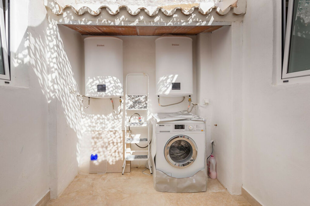 Townhouse Nueva Andalucía Málaga - image 13
