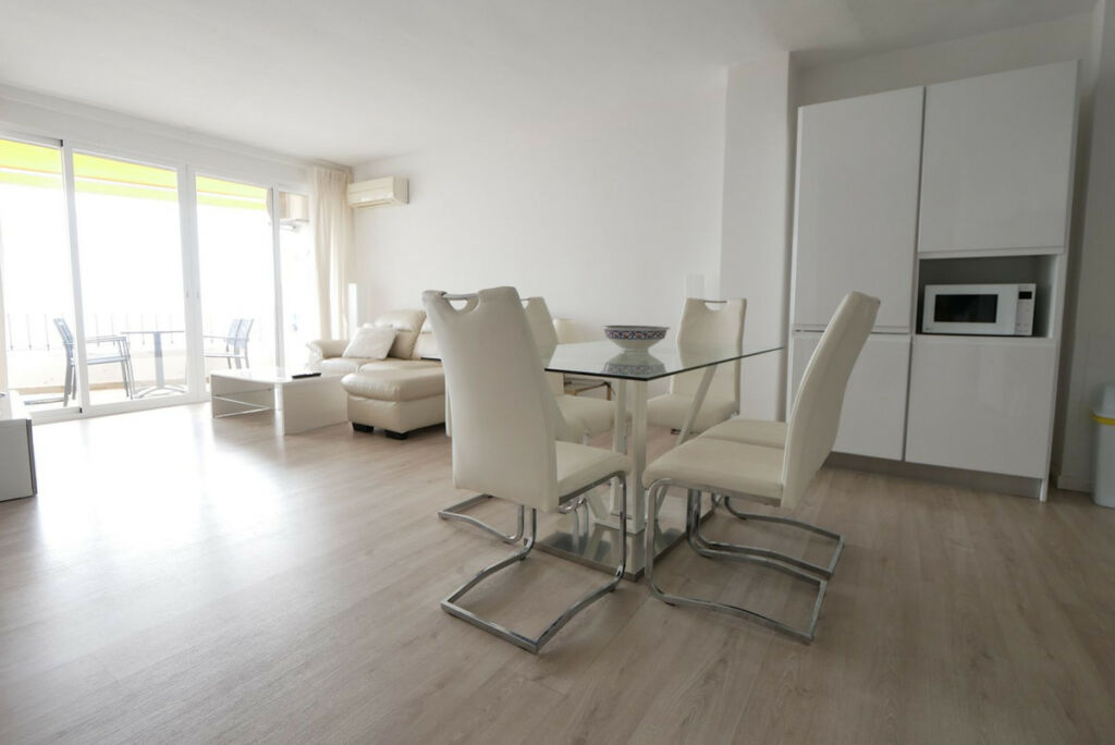 Top Floor Apartment Puerto de Cabopino Málaga - image 14
