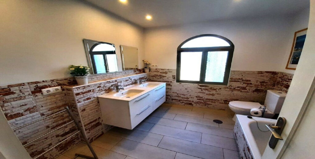 Detached Villa Marbesa Málaga - image 13