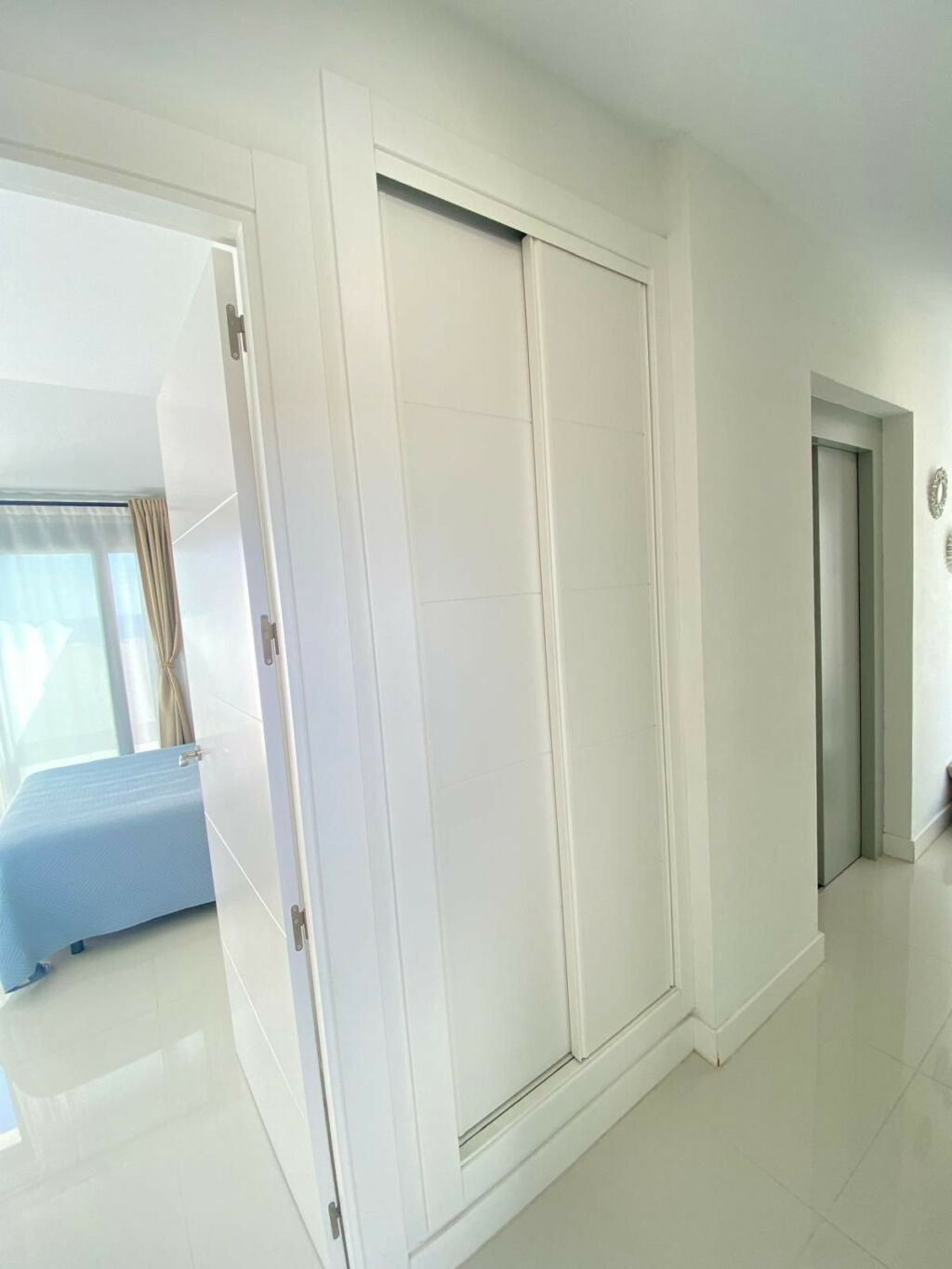 Penthouse Manilva Málaga - image 14