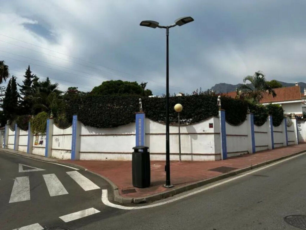 Detached Villa Marbella Málaga - image 13