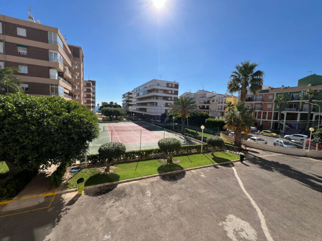 Ground Floor Apartment La Veleta Alicante - image 13