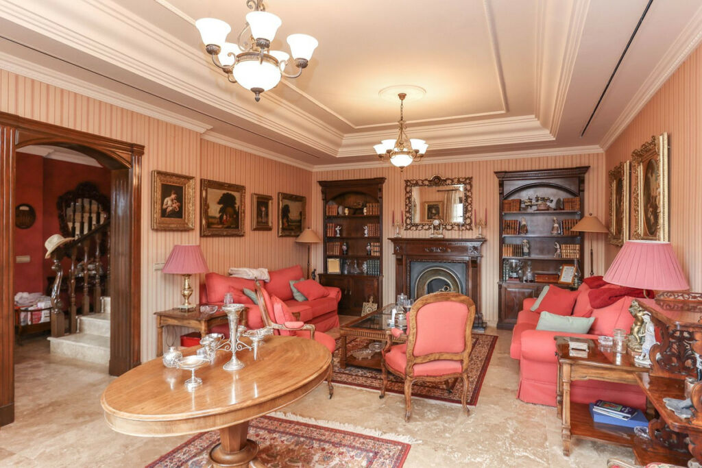 Detached Villa Monda Málaga - image 13