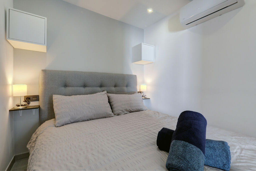 Middle Floor Apartment Nueva Andalucía Málaga - image 13