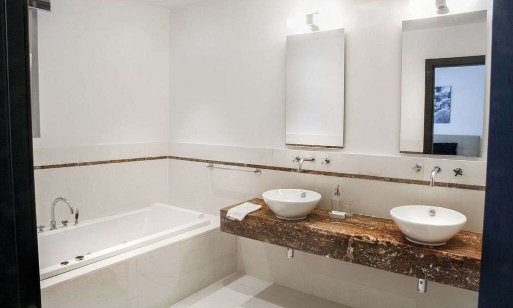 Townhouse Sierra Blanca Málaga - image 16
