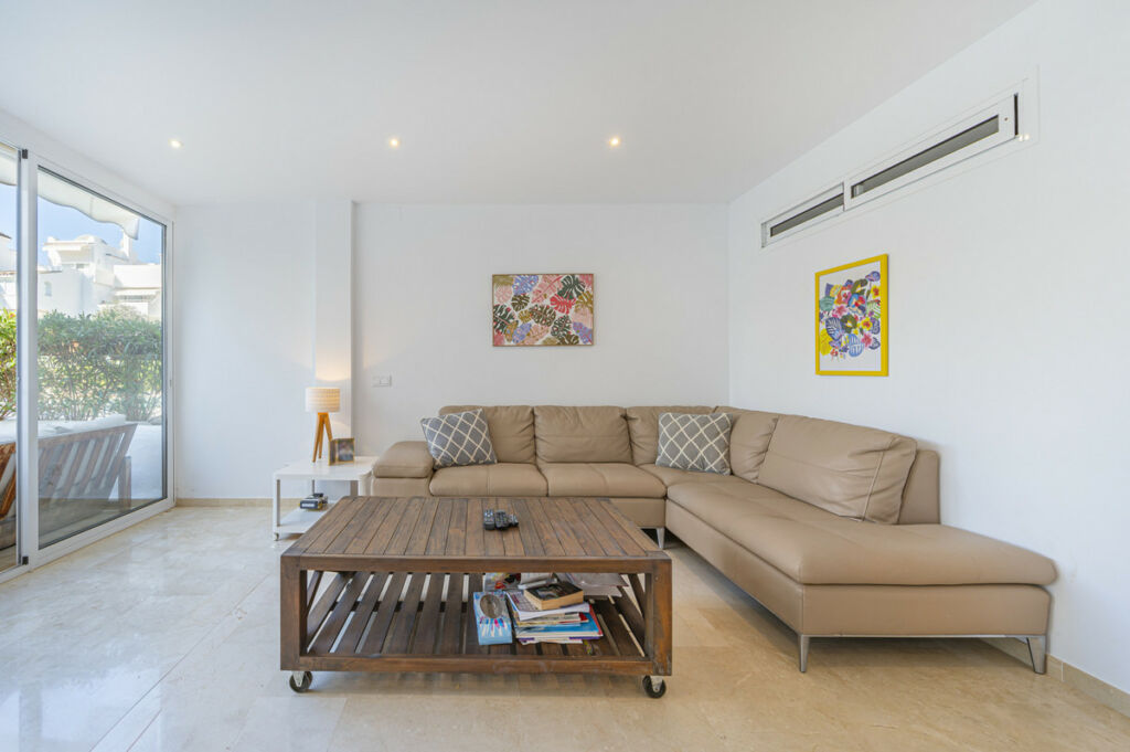 Ground Floor Apartment The Golden Mile Málaga - image 14