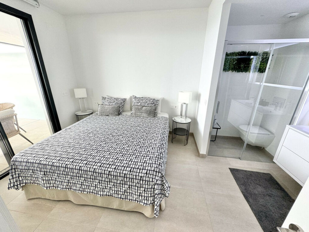 Middle Floor Apartment Benalmadena Costa Málaga - image 13