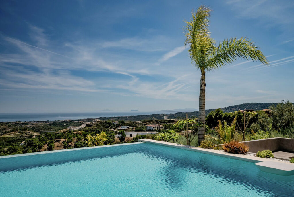 Detached Villa Benahavís Málaga - image 14