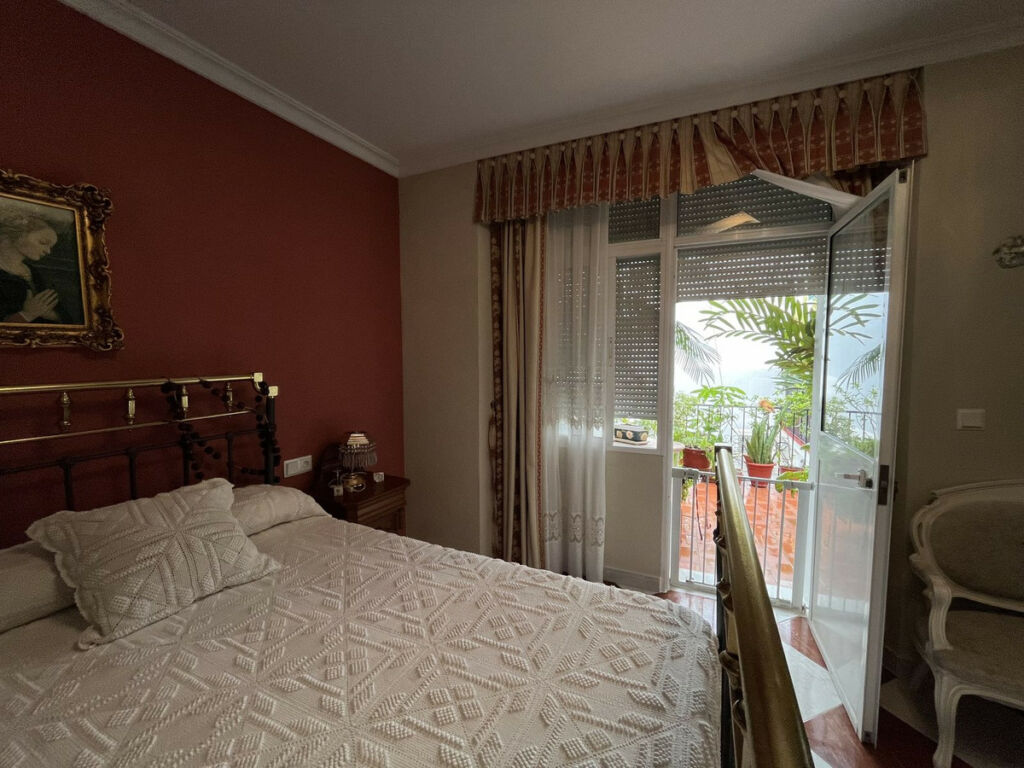 Townhouse Pizarra Málaga - image 14