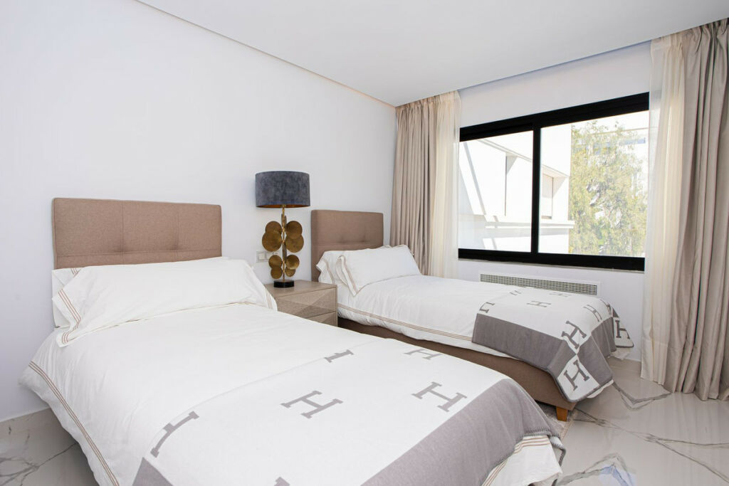 Townhouse The Golden Mile Málaga - image 14