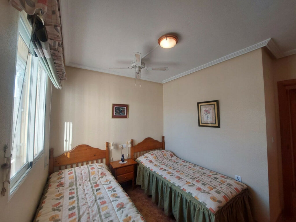 Townhouse Torrevieja Alicante - image 14