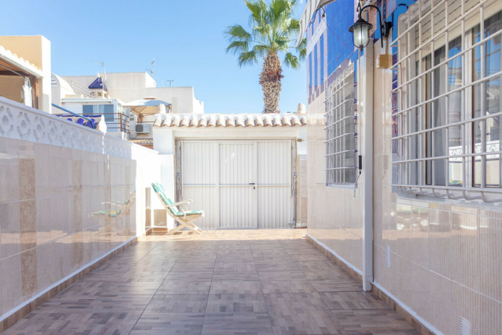 Townhouse Torrevieja Alicante - image 15