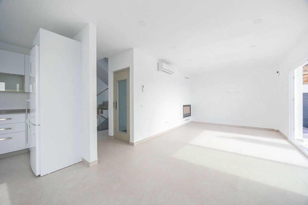 Detached Villa Nerja Málaga - image 15