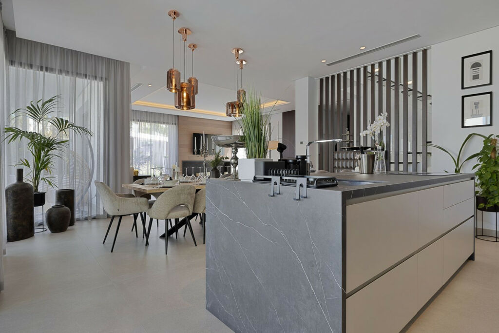 Detached Villa Marbella Málaga - image 15