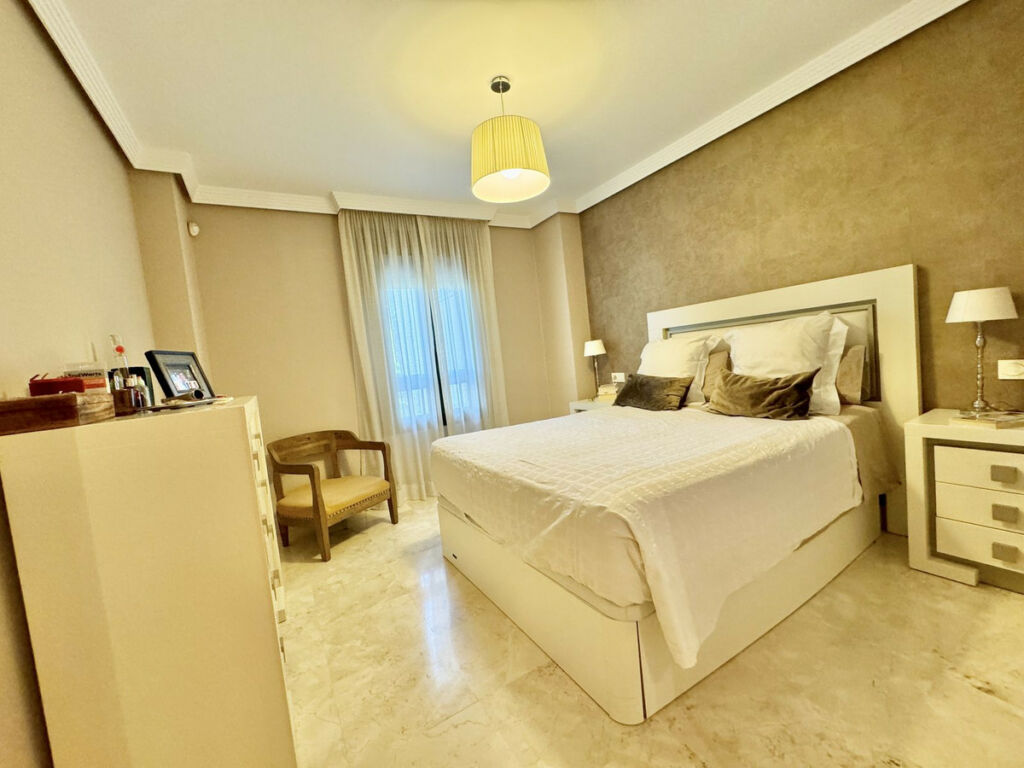 Middle Floor Apartment San Pedro de Alcántara Málaga - image 15
