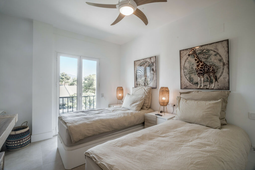 Penthouse Nueva Andalucía Málaga - image 15