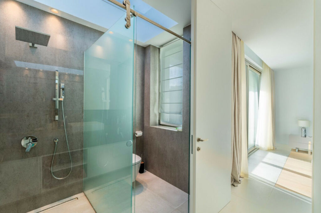 Detached Villa Benahavís Málaga - image 15