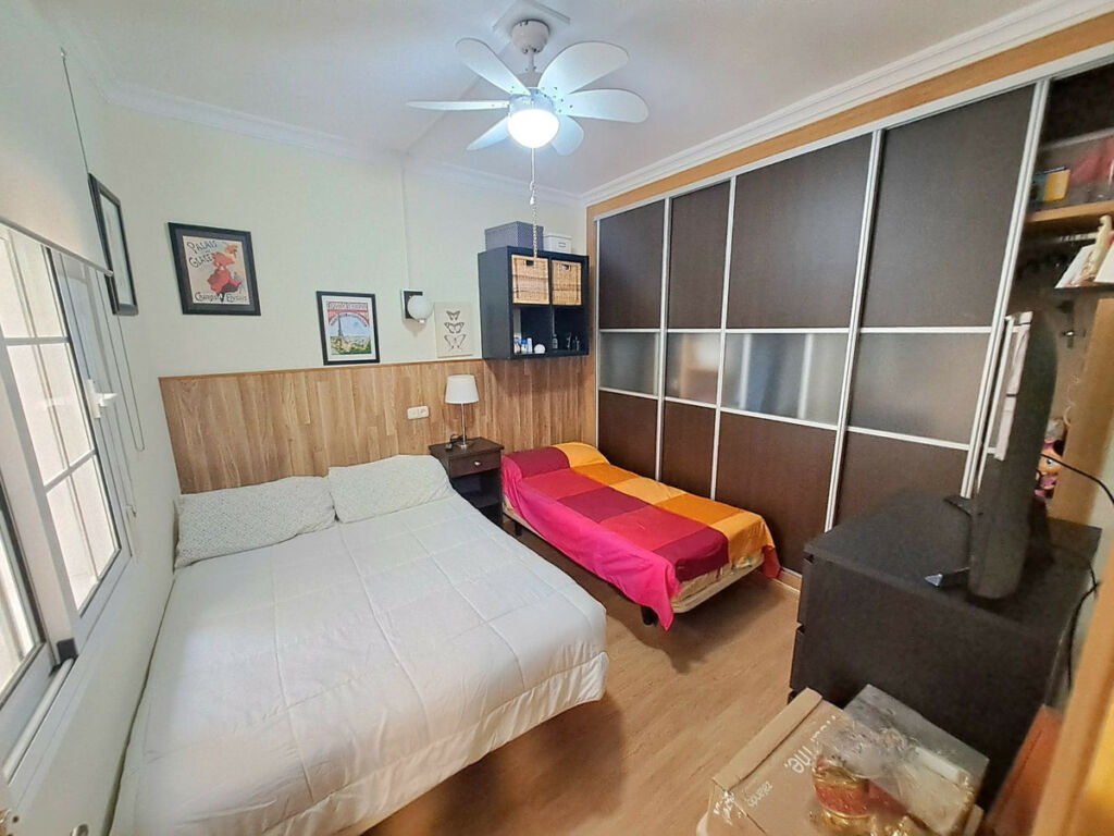 Middle Floor Apartment Fuengirola Málaga - image 15