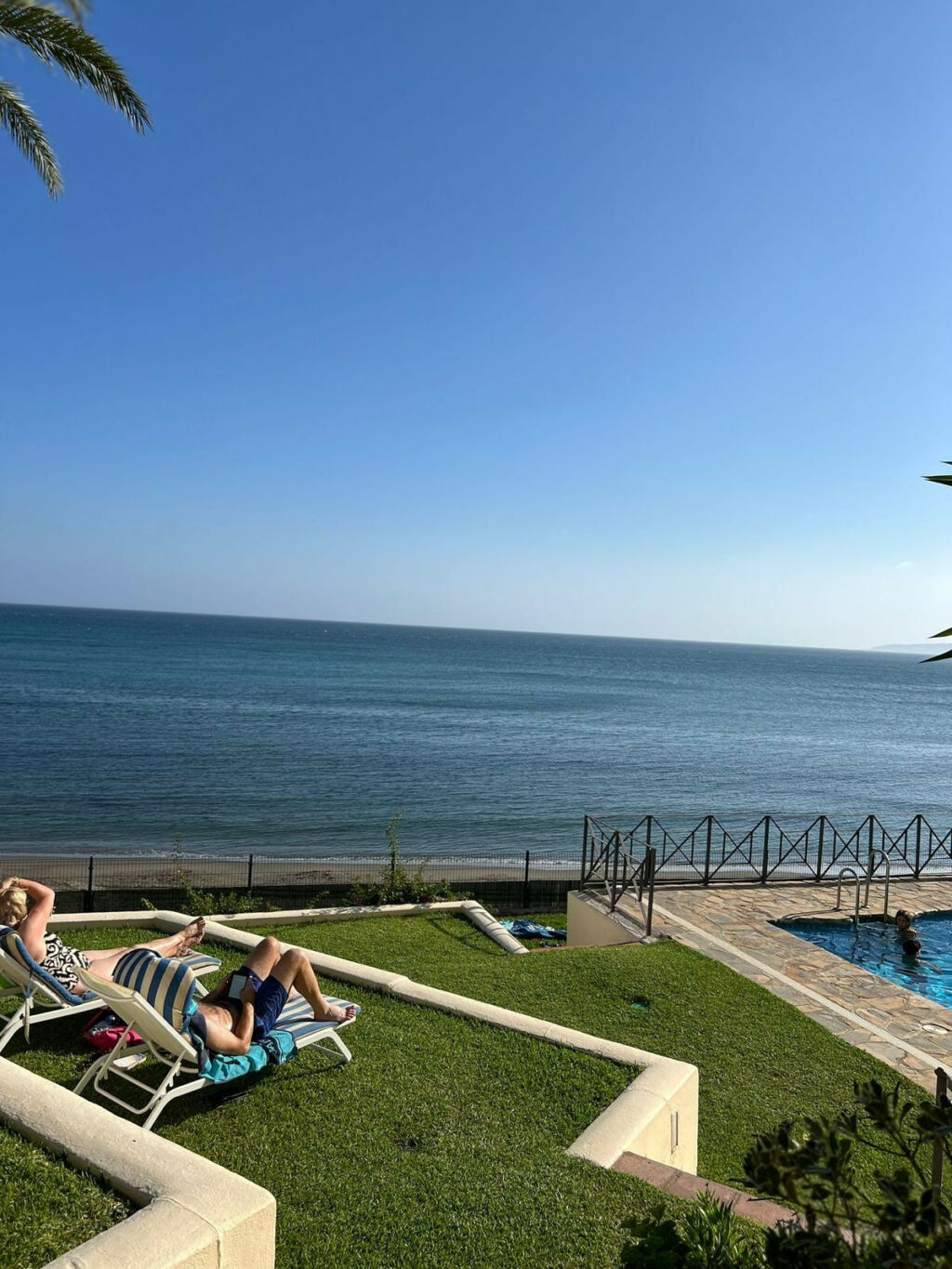 Middle Floor Apartment Estepona Málaga - image 17