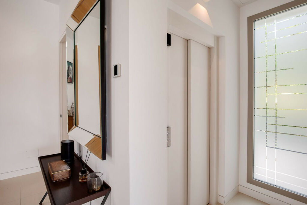 Detached Villa Guadalmina Baja Málaga - image 16