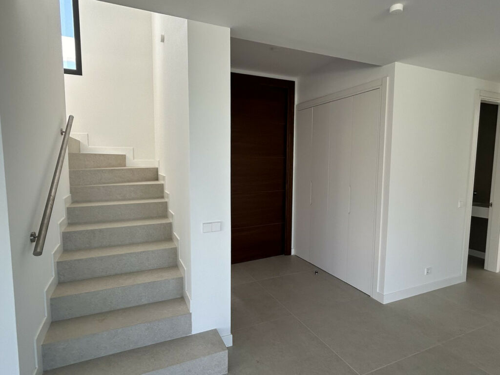 Detached Villa Río Real Málaga - image 15