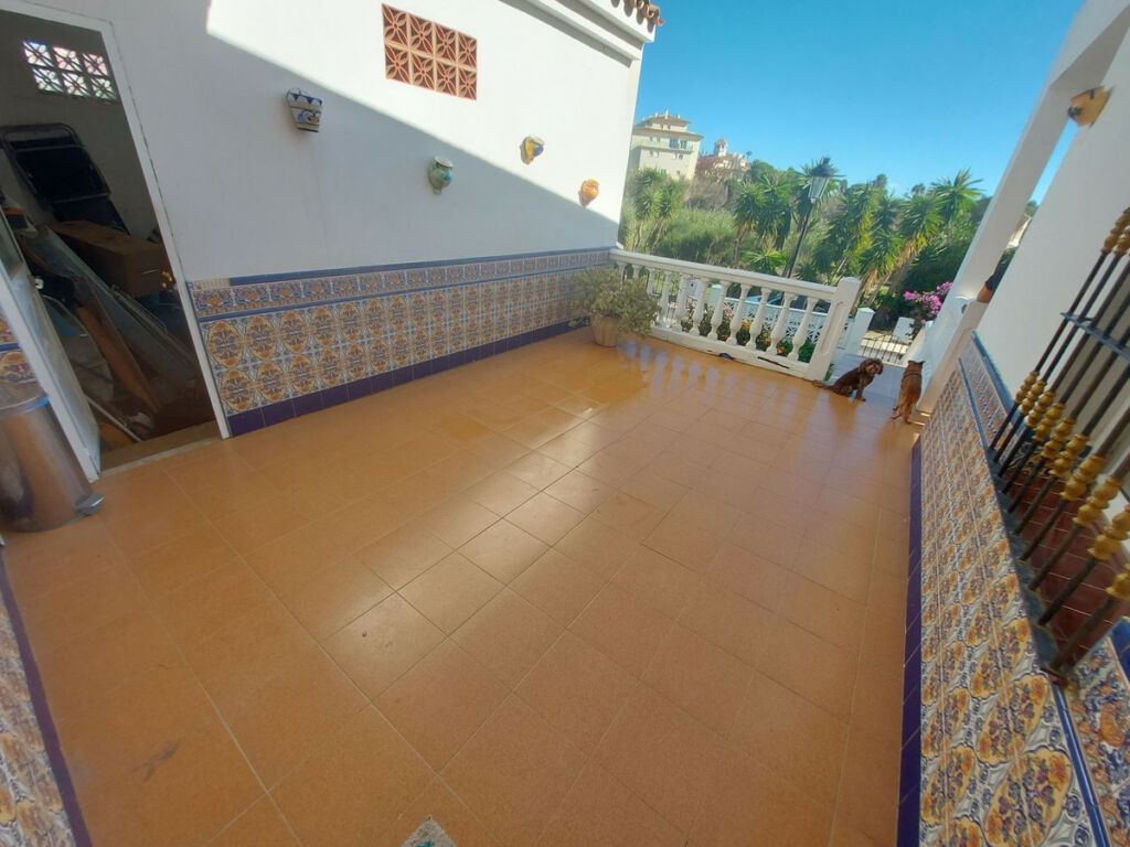 Detached Villa La Duquesa Málaga - image 15