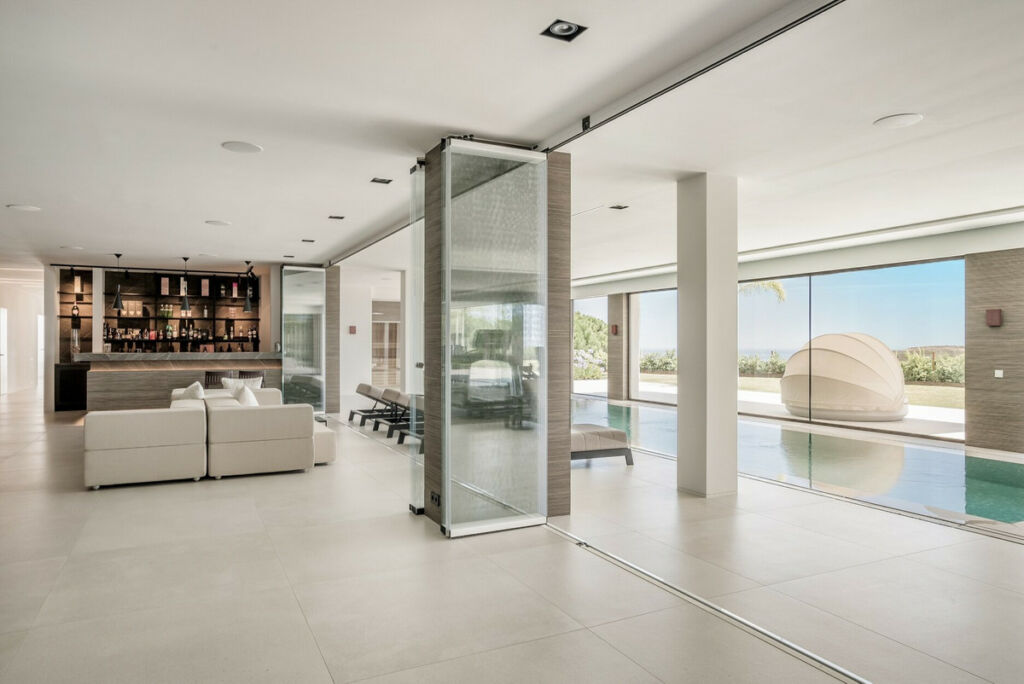 Detached Villa Benahavís Málaga - image 15