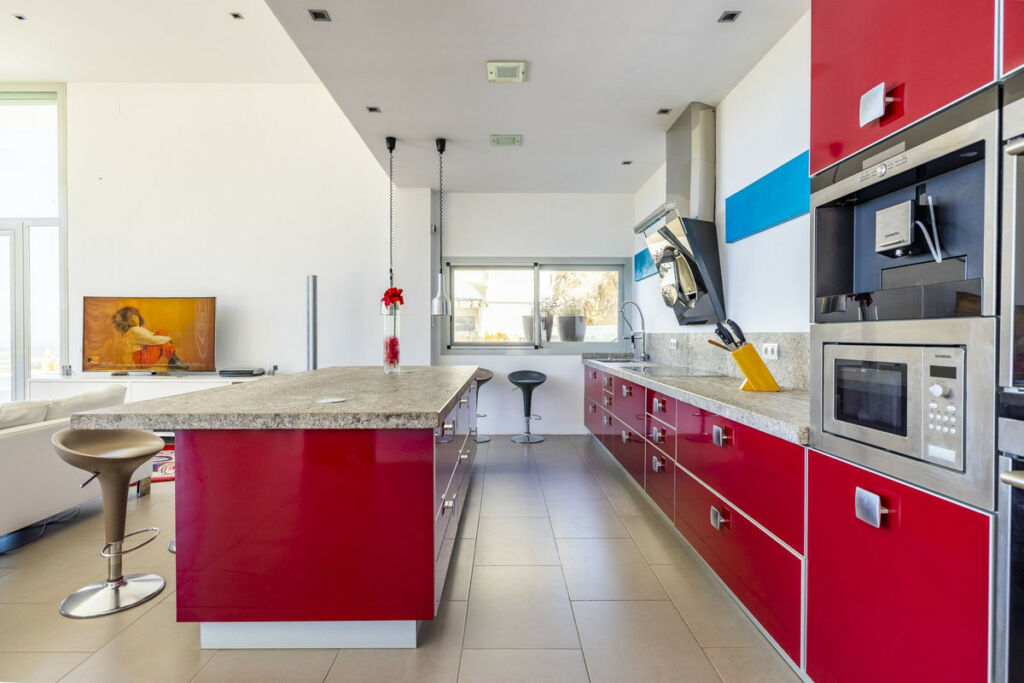 Detached Villa Sayalonga Málaga - image 16