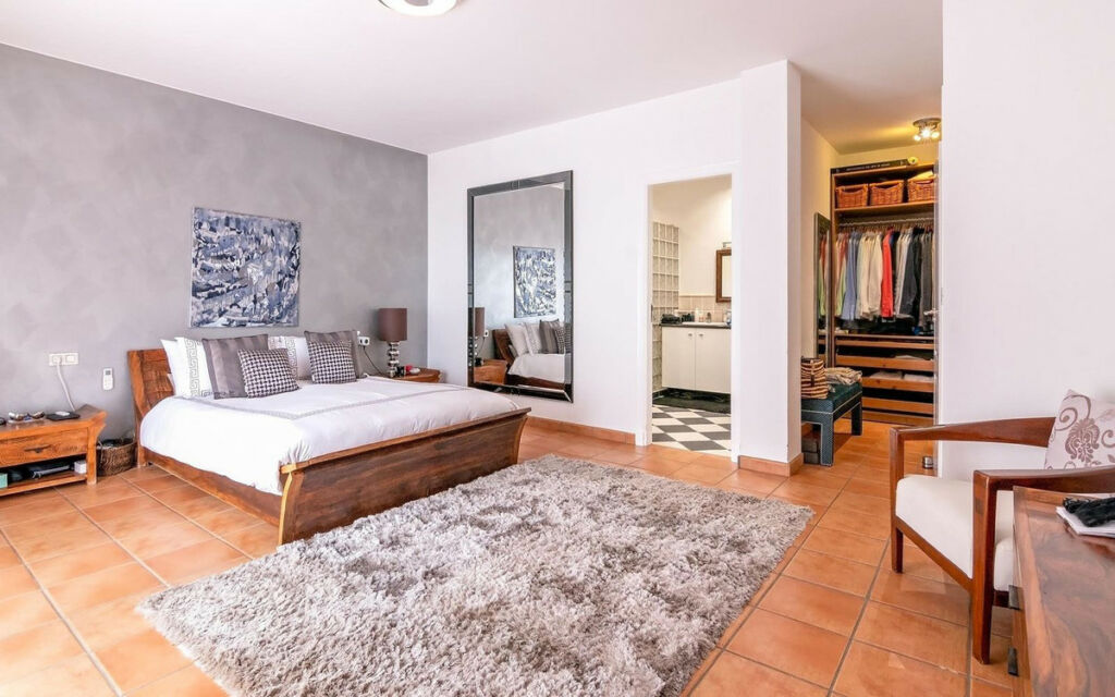 Detached Villa Sotogrande Cádiz - image 15
