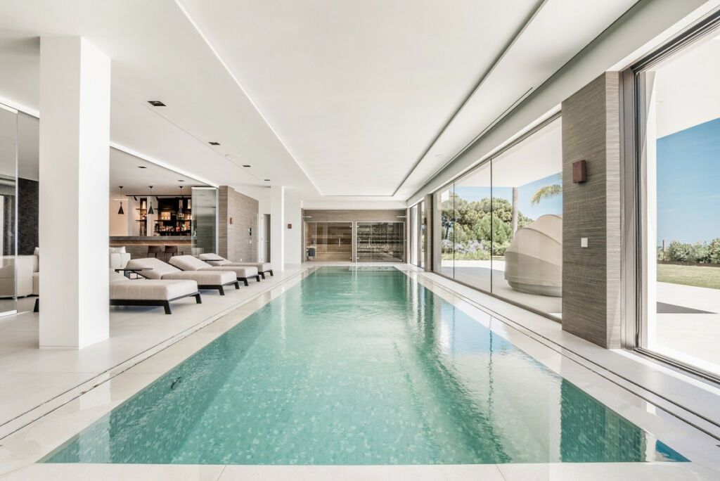 Detached Villa Benahavís Málaga - image 16