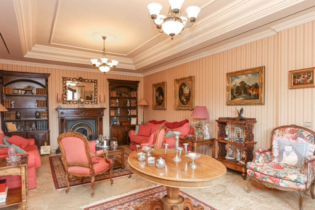 Detached Villa Monda Málaga - image 16