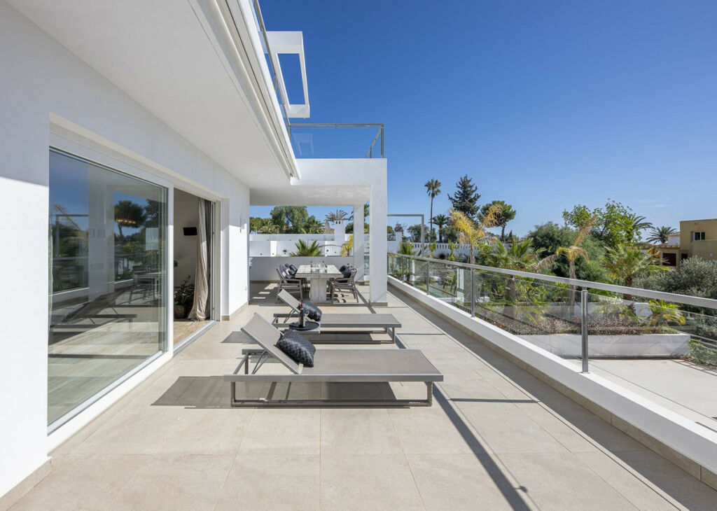 Detached Villa El Rosario Málaga - image 18