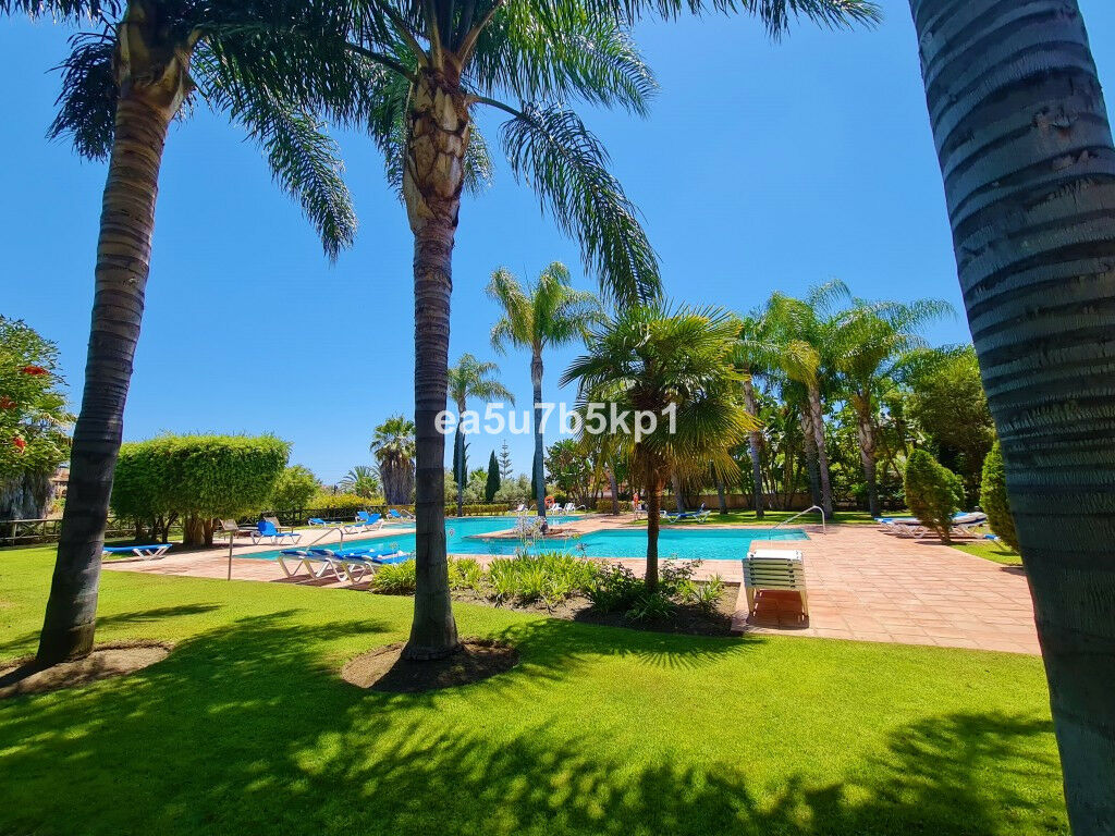 Penthouse New Golden Mile Málaga - image 16