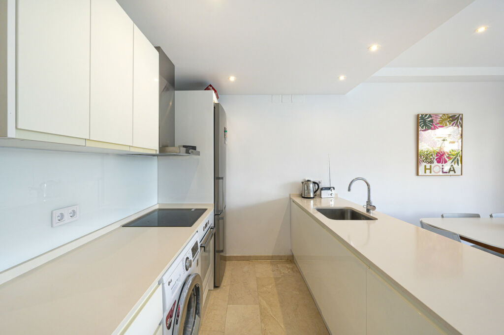 Ground Floor Apartment The Golden Mile Málaga - image 16