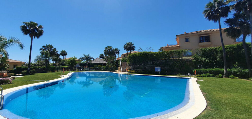 Semi-Detached House Riviera del Sol Málaga - image 16