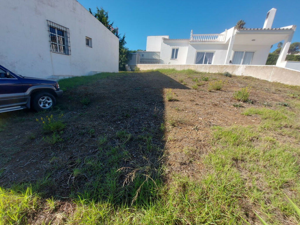 Detached Villa La Duquesa Málaga - image 17