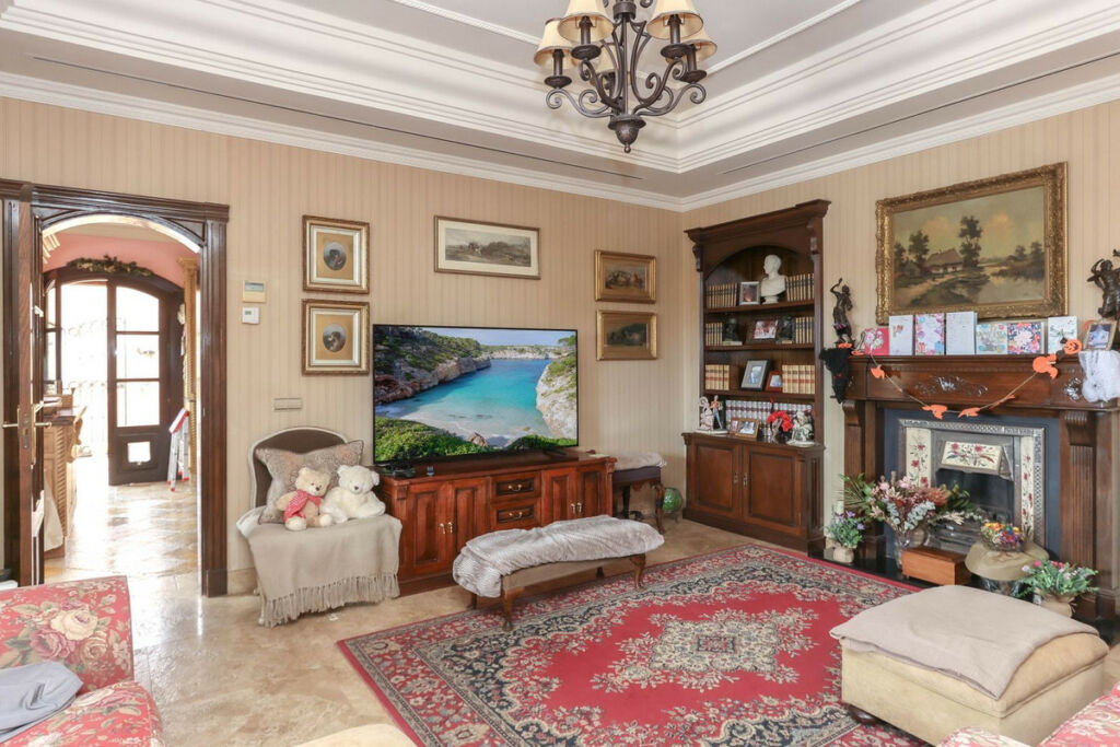 Detached Villa Monda Málaga - image 17