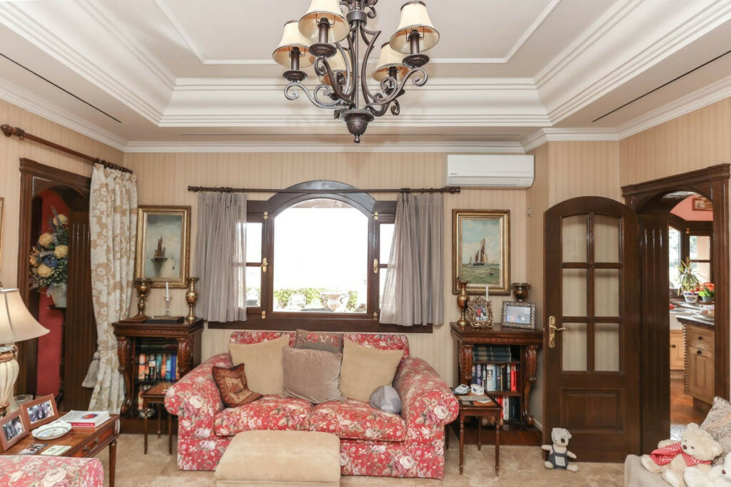 Detached Villa Monda Málaga - image 18